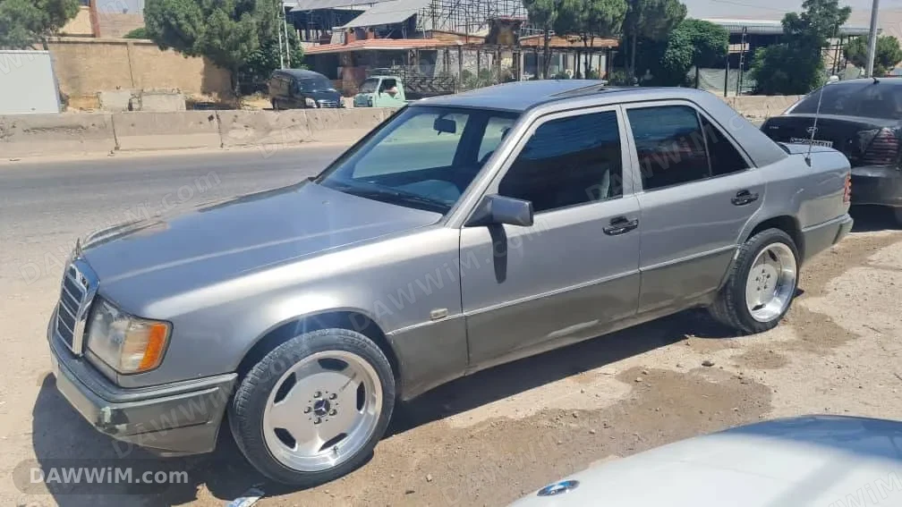 مرسيدس E230 موديل 1987 للبيع