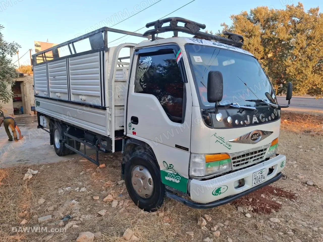 شاحنة جاك 1045 للبيع في إدلب