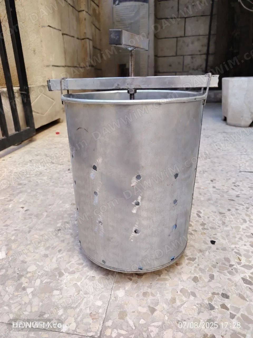 مكبس مكدوس مصنوع من صاج مضاد للصدأ