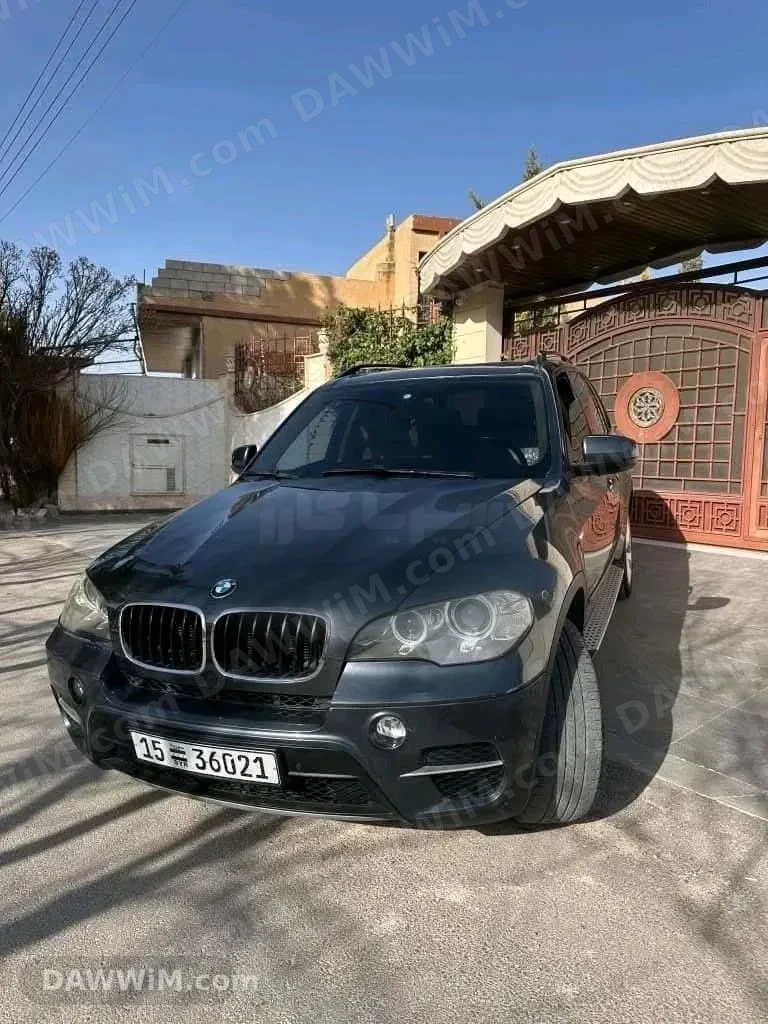سيارة بي ام دبليو BMW X5 موديل 2012 للبيع