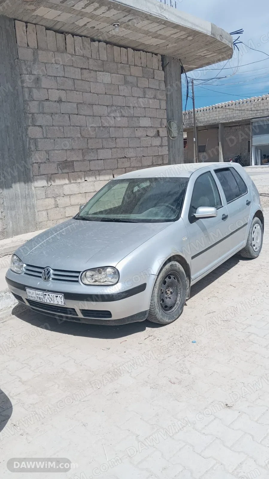 سياره للبيع