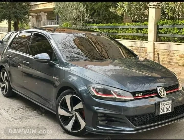 فولكس فاكن جولف GTI موديل 2018 للبيع
