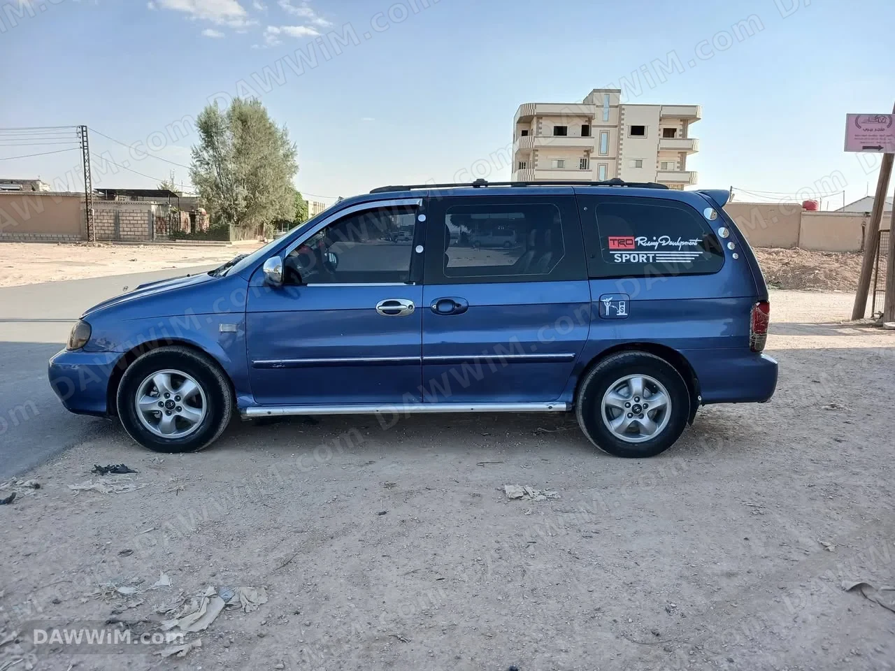 للبيع كيا كرنفال موديل 2002 مازوت