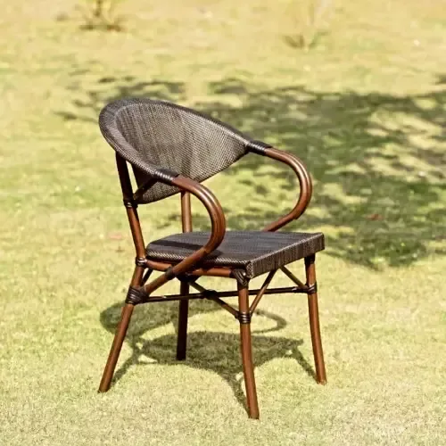 كراسي فندقية فاخرة بتصميم عصري ومتينة