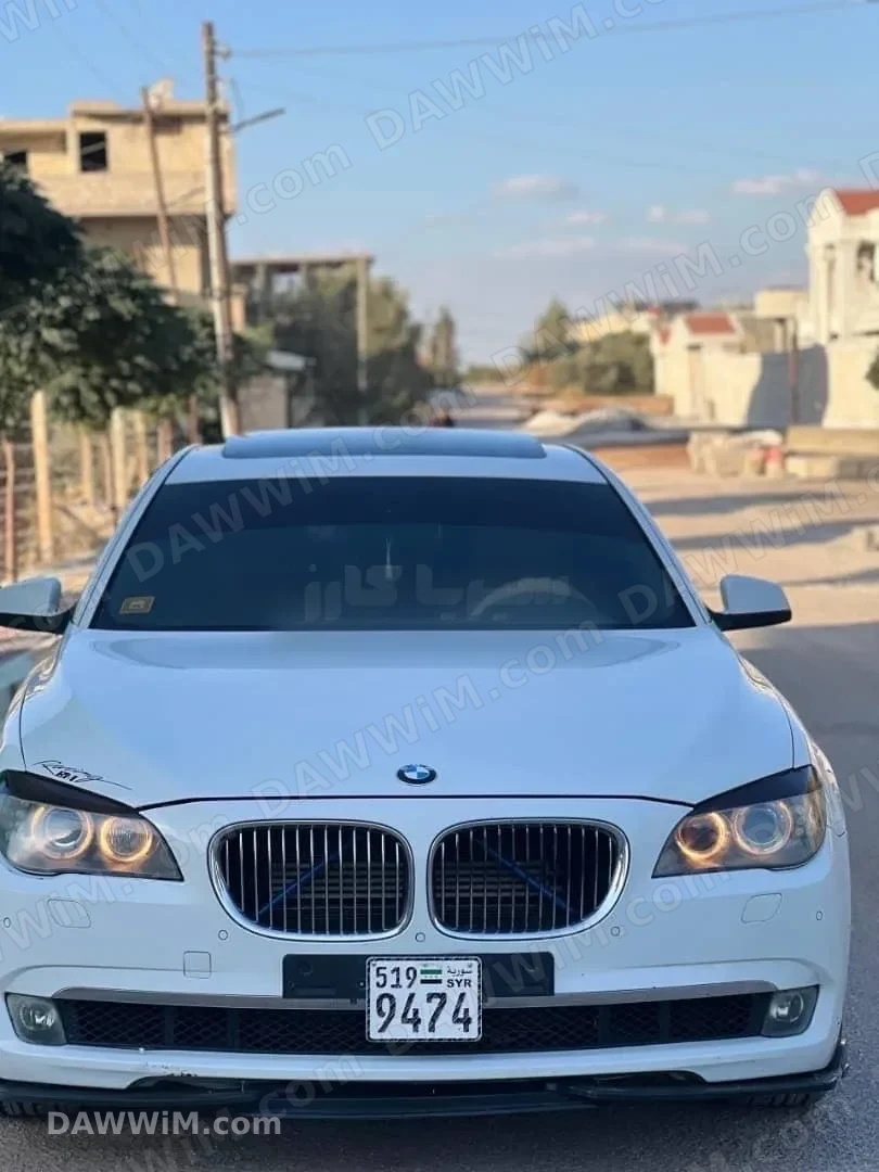 سيارة بي ام دابليو BMW 750Li موديل 2010