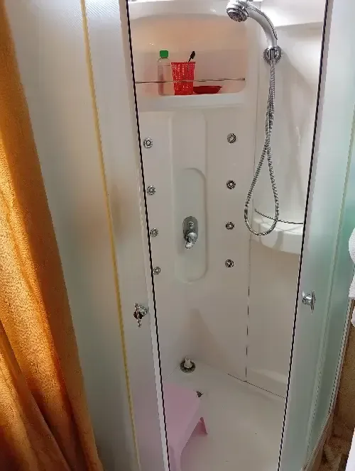 حمام بكدوش للبيع