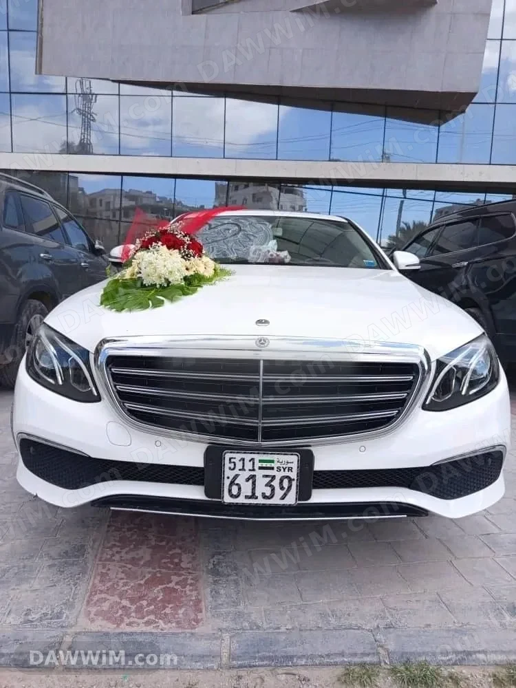 مرسيدس بنز E300 موديل 2018 للبيع