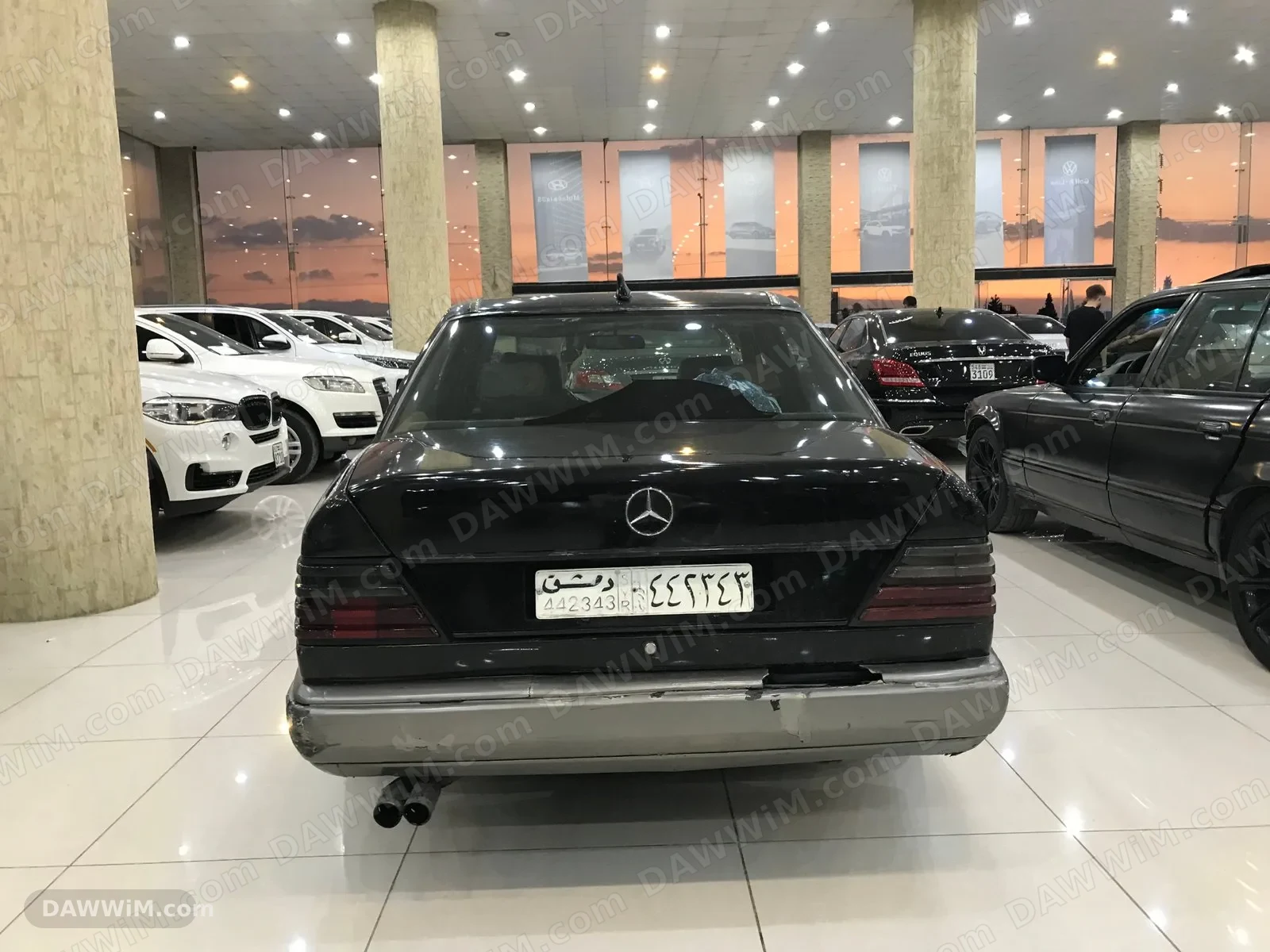 مرسيدس E300 موديل 1989