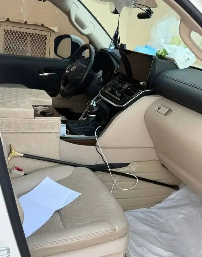 تويوتا لاندكروزر GXR 2024 ديزل أوتوماتيك للبيع