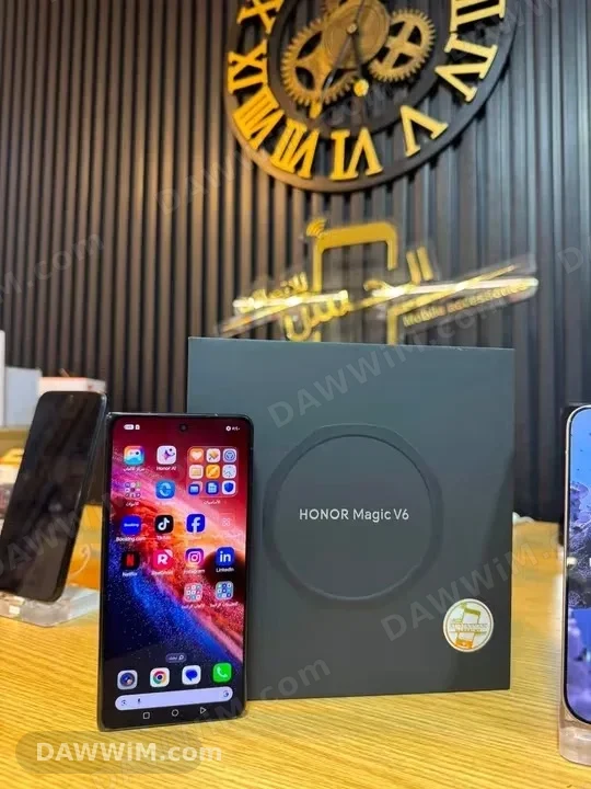 هاتف HONOR Magic V6 بحالة الوكالة