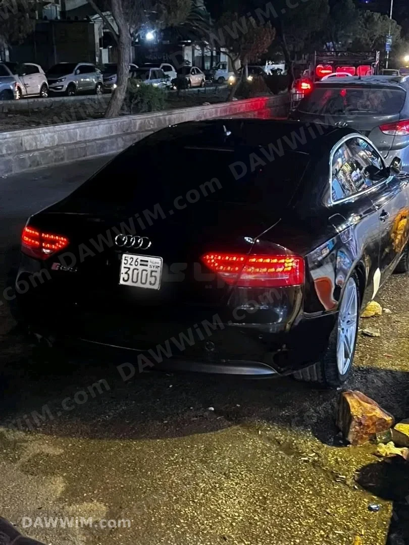 اودي RS5 موديل 2012