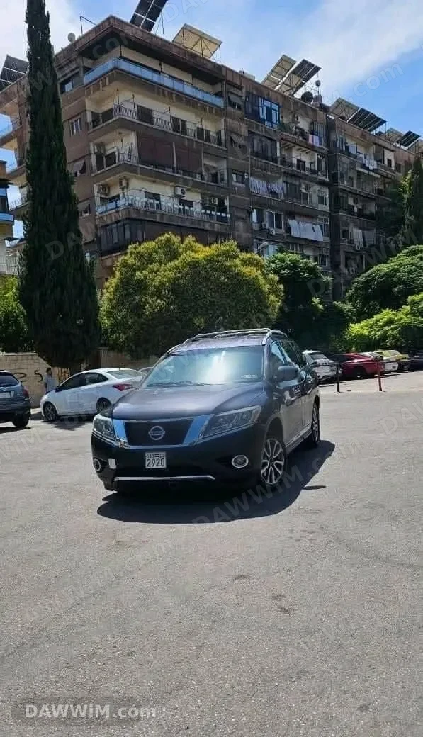 نيسان باثفايندر 2013 للبيع