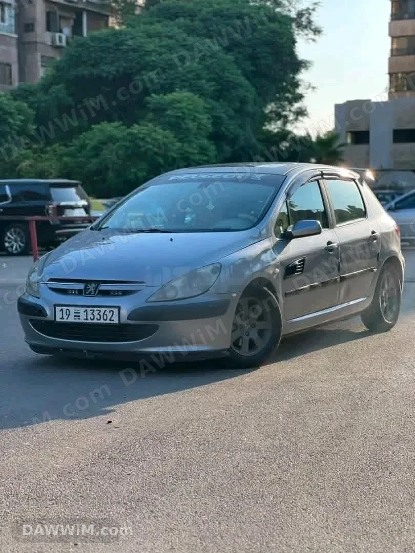 سيارة بيجو 307 موديل 2002 للبيع