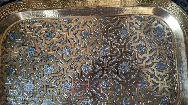 صينية ضيافة نحاس منقوشة قديمة