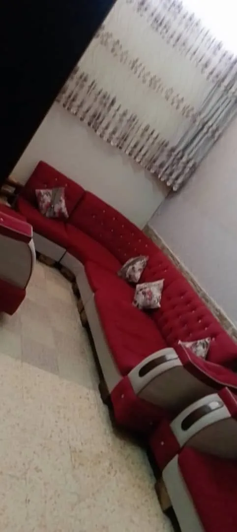 طقم لف كامل بحالة جيدة مع الجلايل