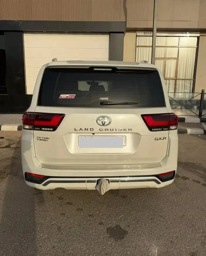 تويوتا لاندكروزر GXR 2024 للبيع