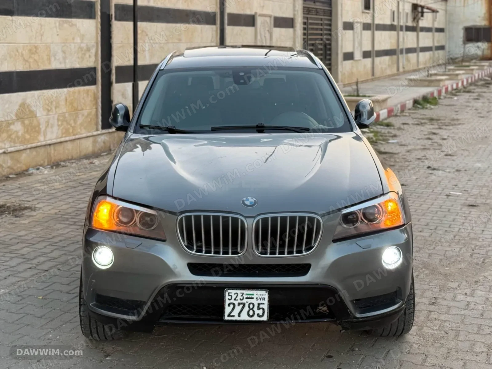سيارة بي ام دبليو X3 موديل 2011 مستعملة للبيع