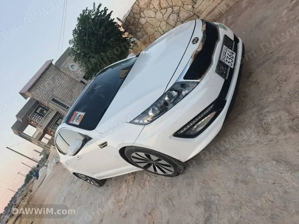 كيا K5 موديل 2010 للبيع