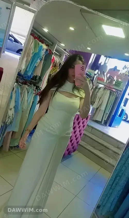 فستان أبيض قطعتين