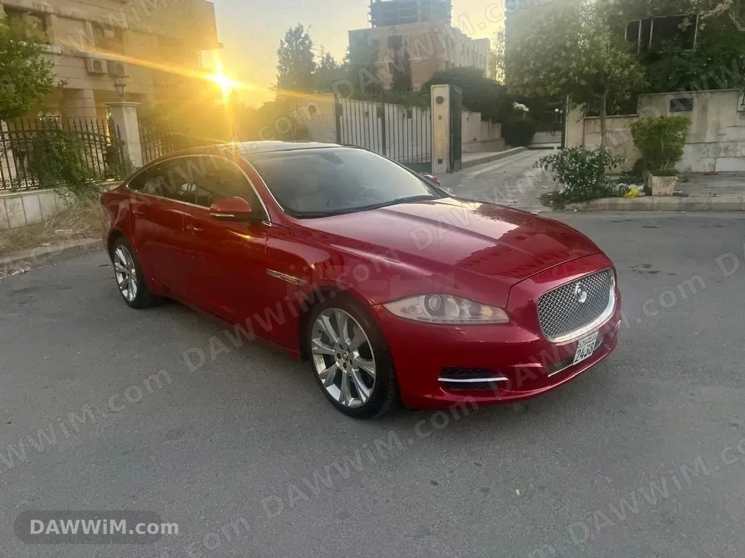 جاغوار XJ للبيع