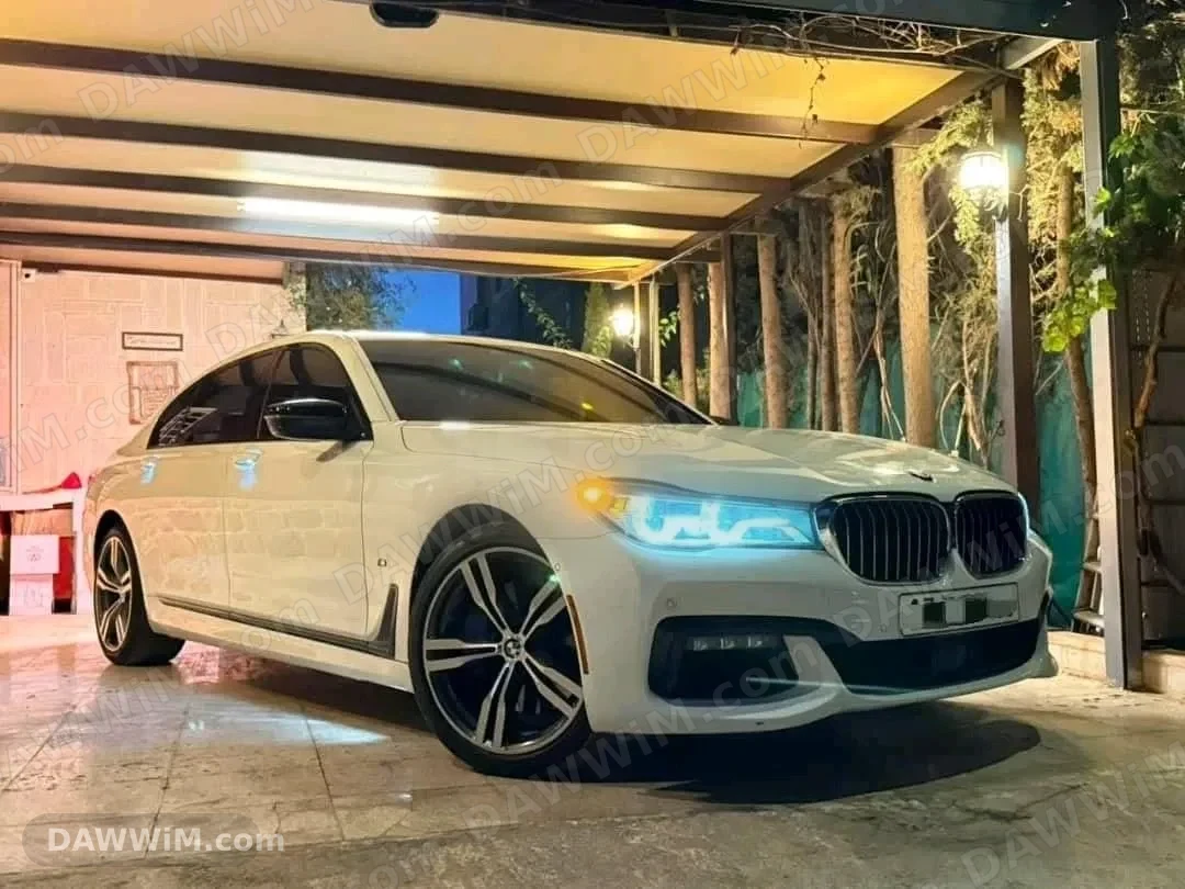 سيارة بي ام دبليو BMW 750 موديل 2018