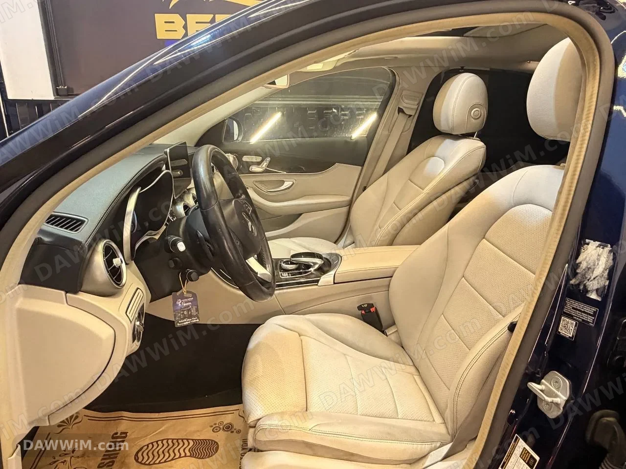 مرسيدس C300 موديل 2015