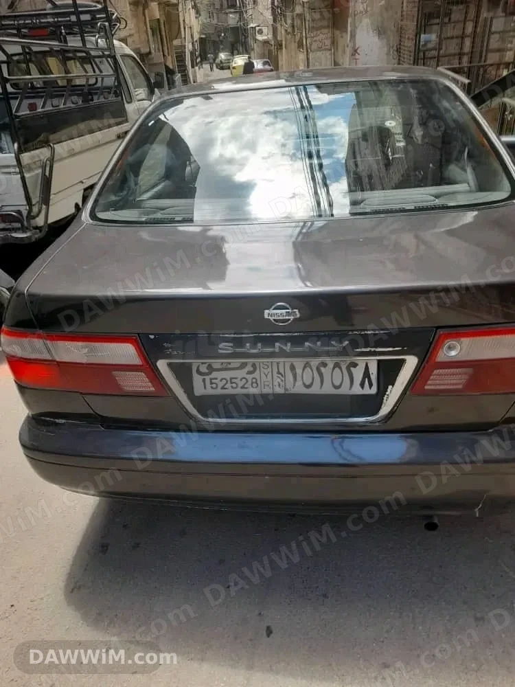 نيسان صني 2002 بحالة جيدة