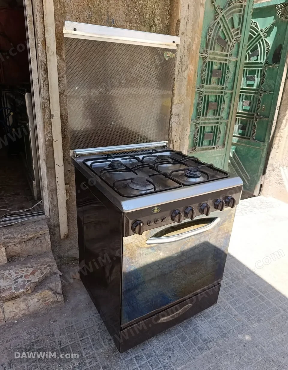 فرن غاز كريازي مستعمل بحالة نظيفة