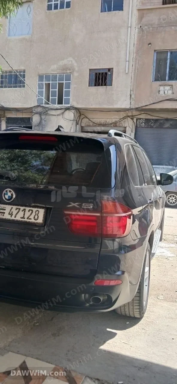 سيارة بي إم دبليو X5 موديل 2008 للبيع