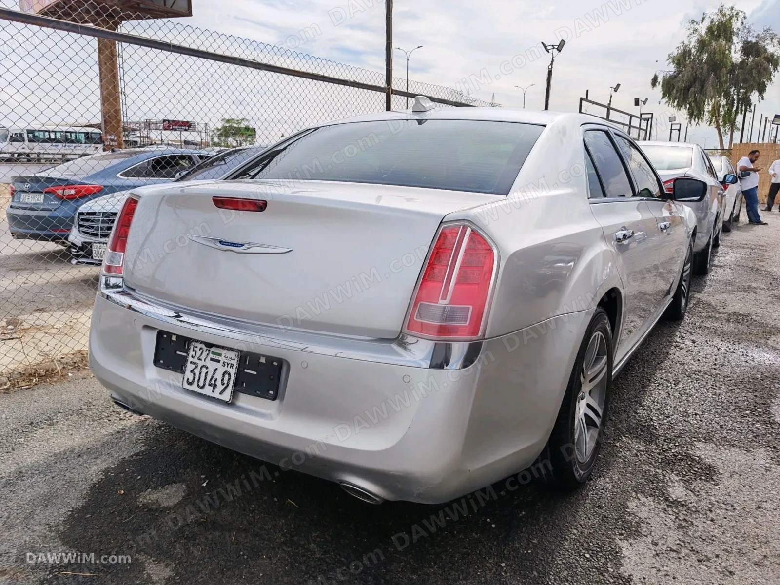 كرايسلر 300C موديل 2011