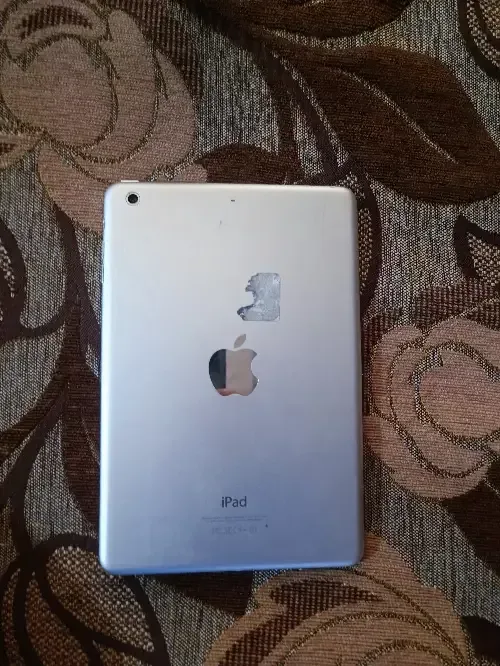 آيباد ميني 2 للبيع