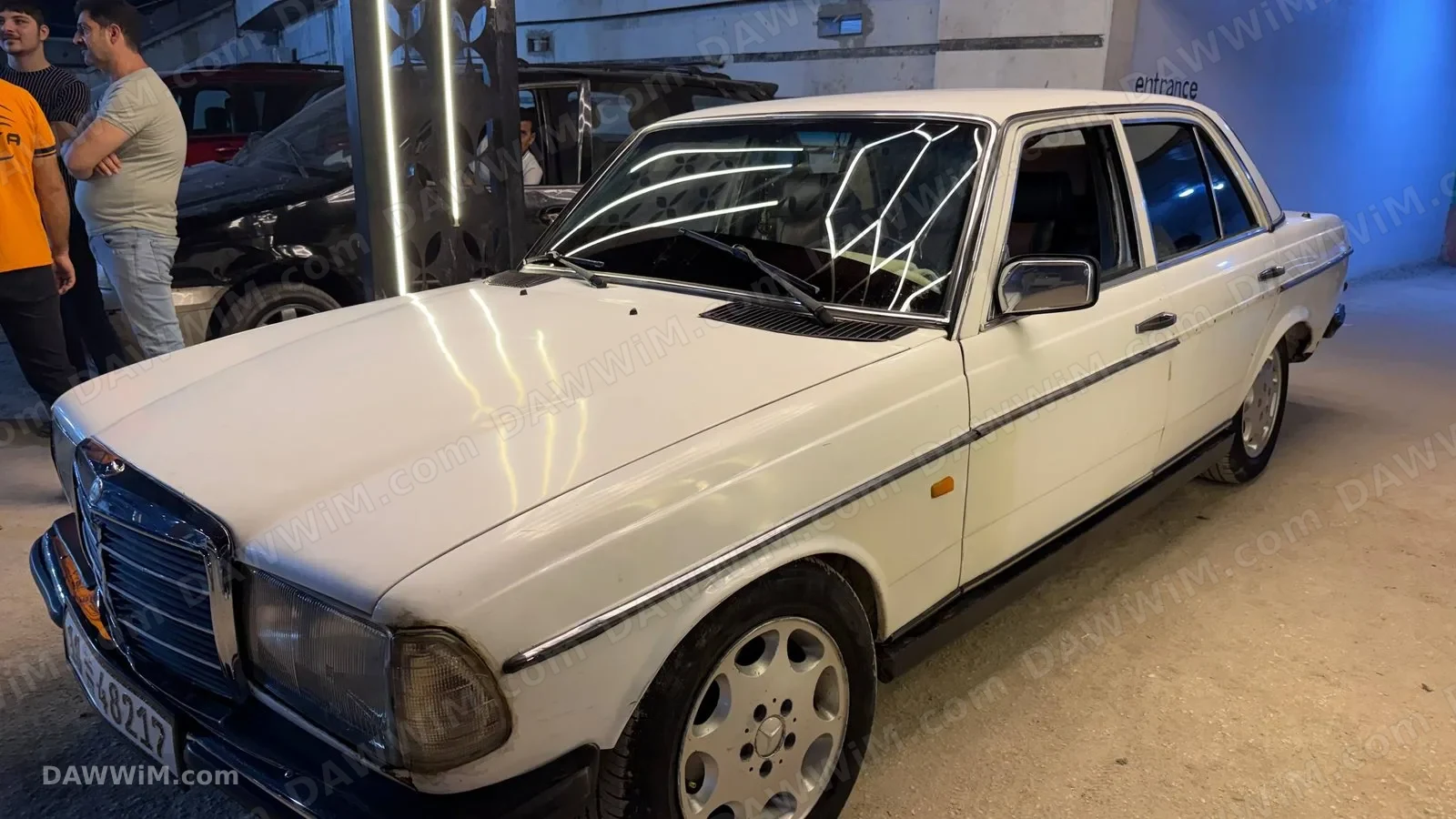 مرسيدس 230E موديل 1980 للبيع