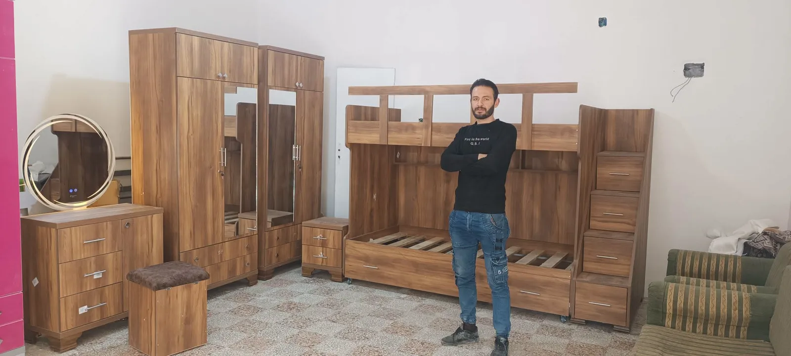 تفصيل غرف نوم حسب المقاس في حلب - خشب ميلامين مع رجلين زان