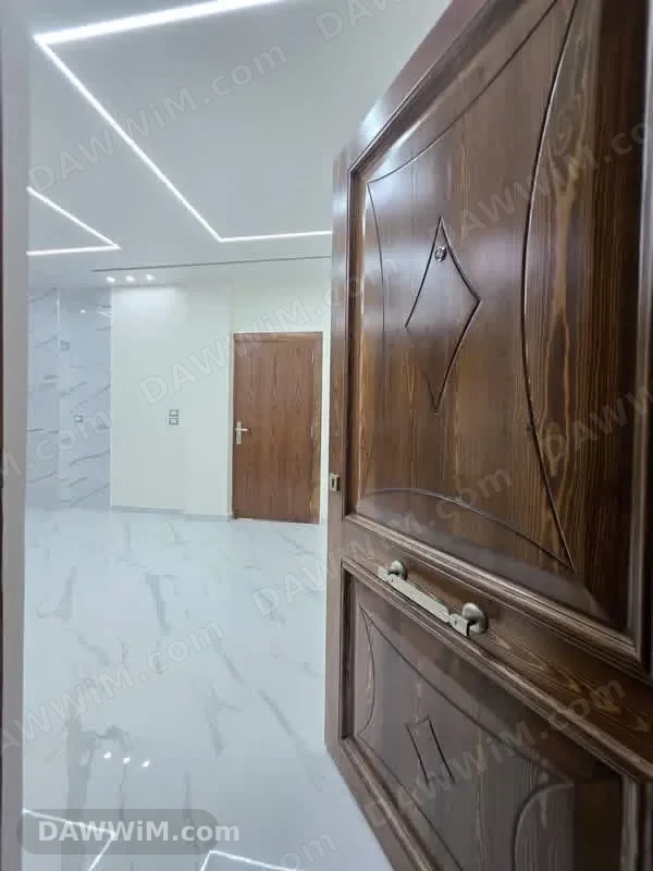 شقة للبيع في طرطوس شرق البرج الأخضر