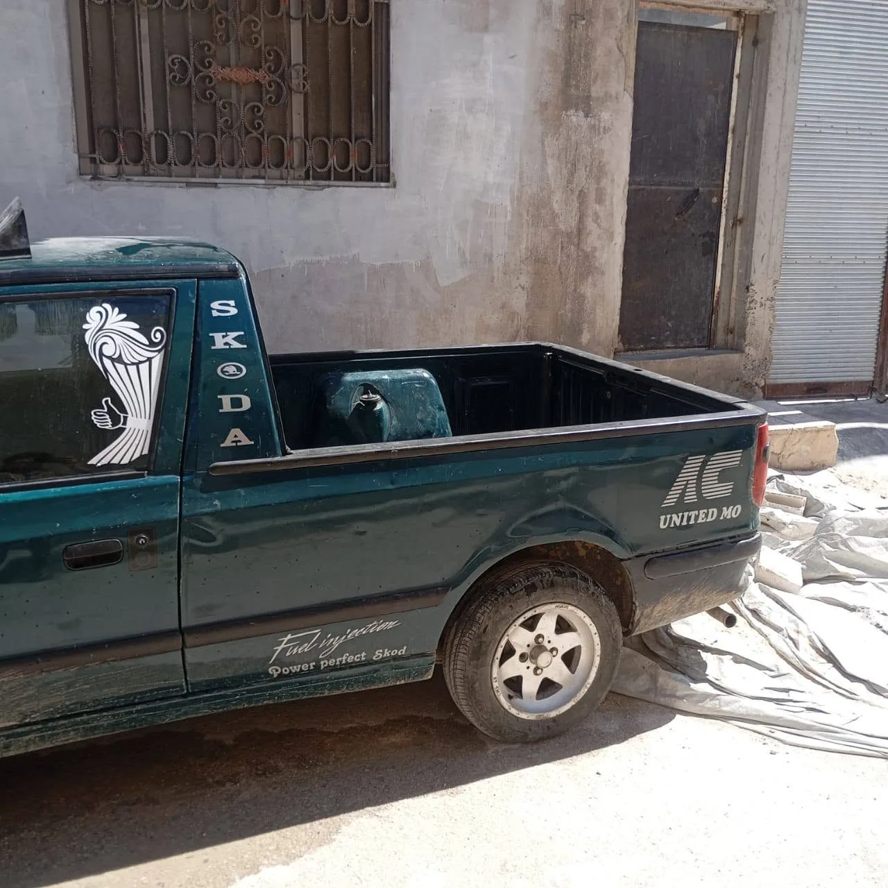 سكودا 2001 بحالة جيدة مع أعمال صيانة حديثة