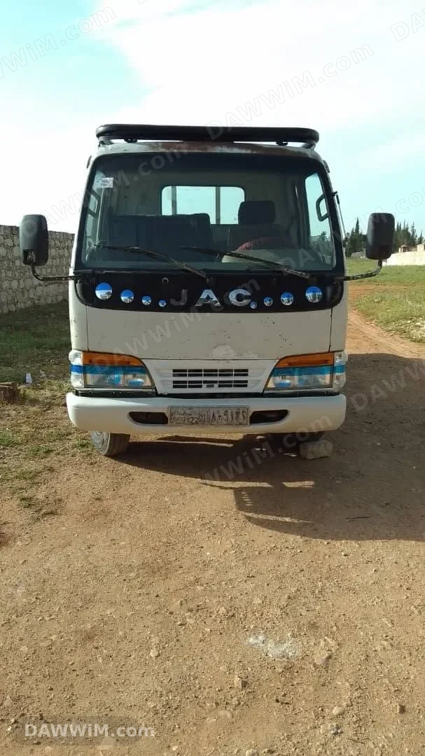شاحنة جاك 1040 للبيع