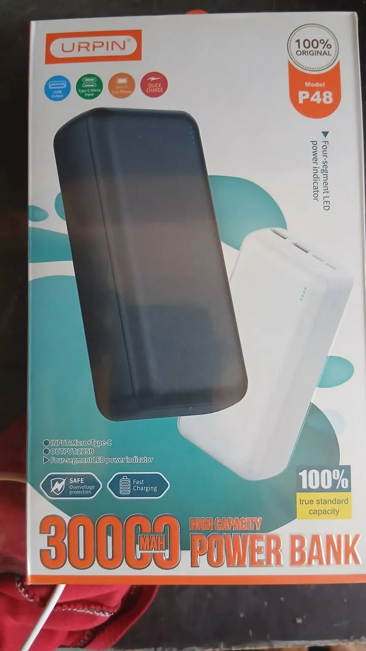 باور بانك URPIN موديل P48 سعة 30000mAh جديد بالكرتونة