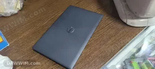 لابتوب Dell بمعالج Core i5 جيل 11