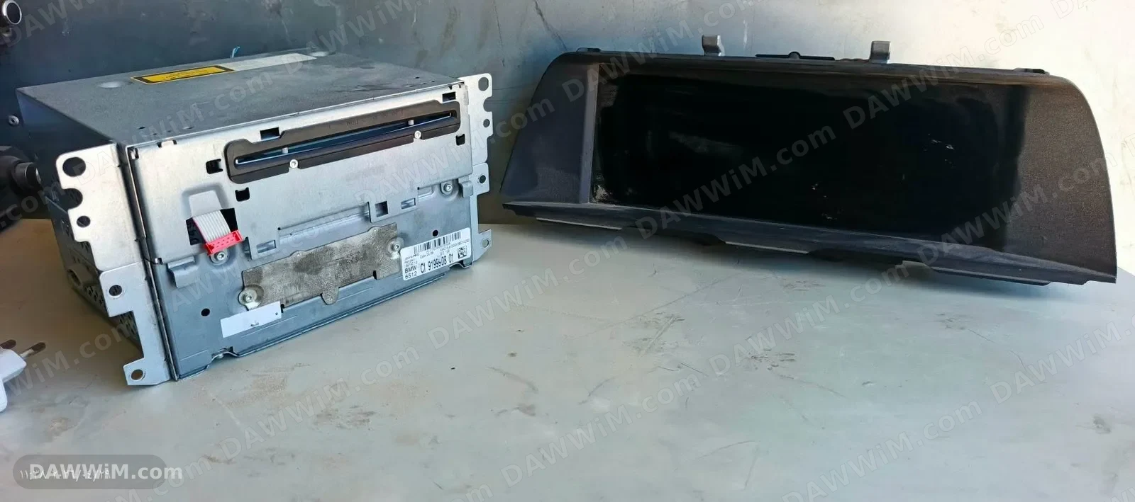شاشة وقطعة BMW F10 520 موديل 2015