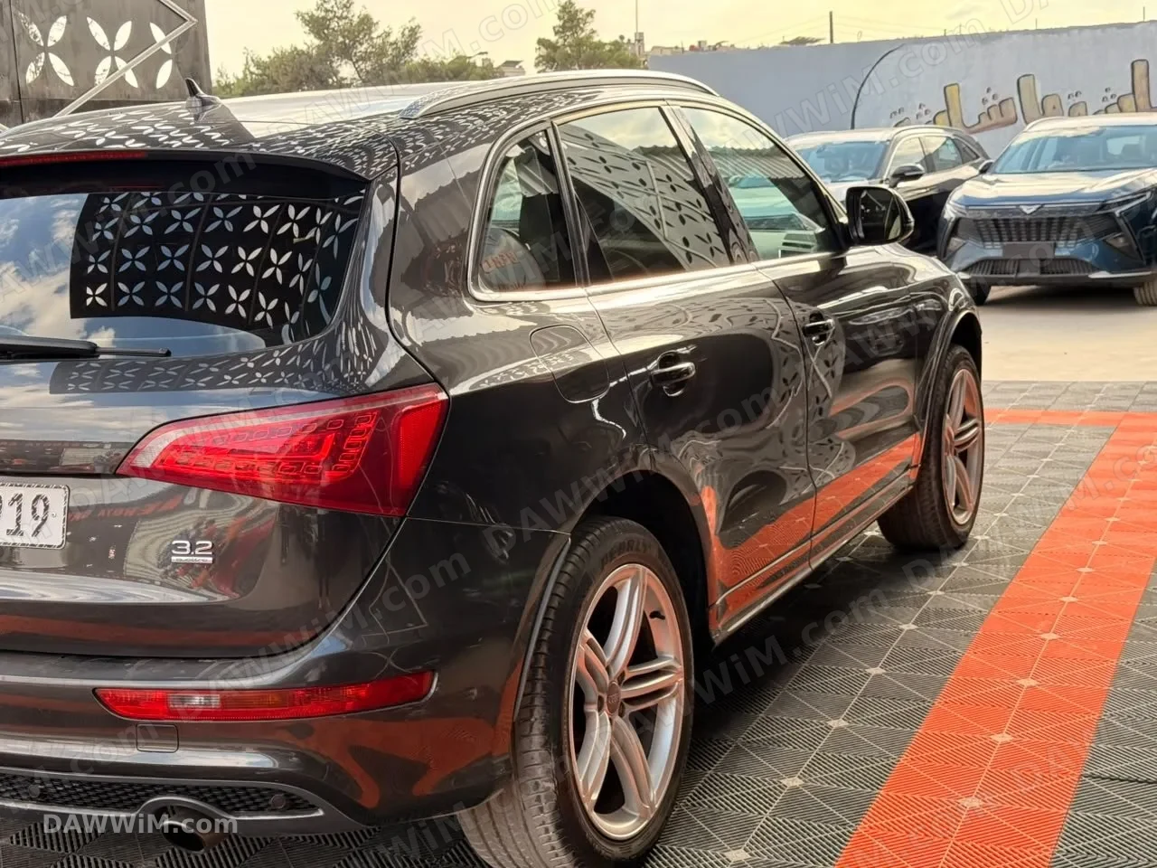 سيارة Audi Q5 موديل 2011