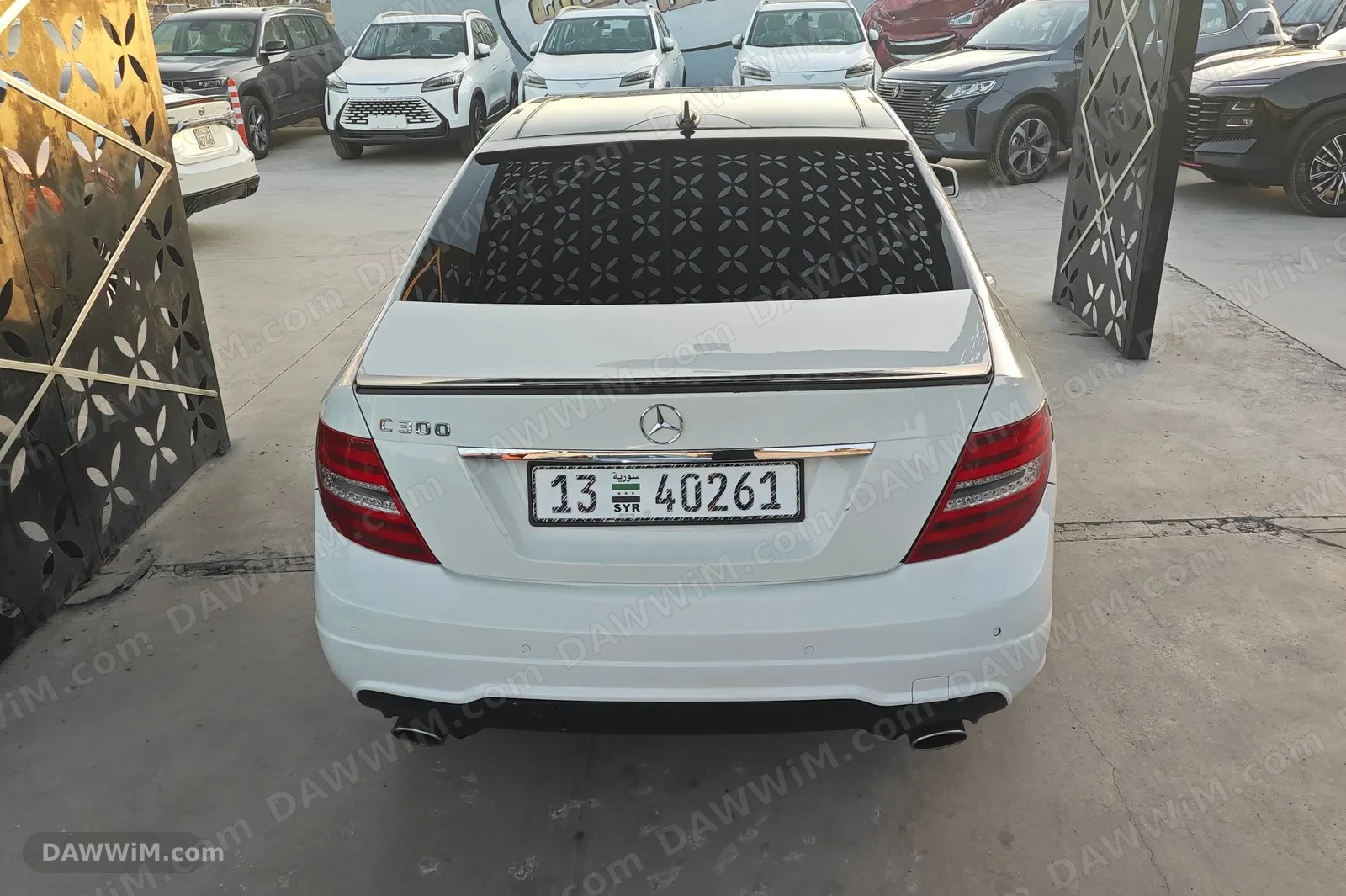 مرسيدس C300 موديل 2011 للبيع