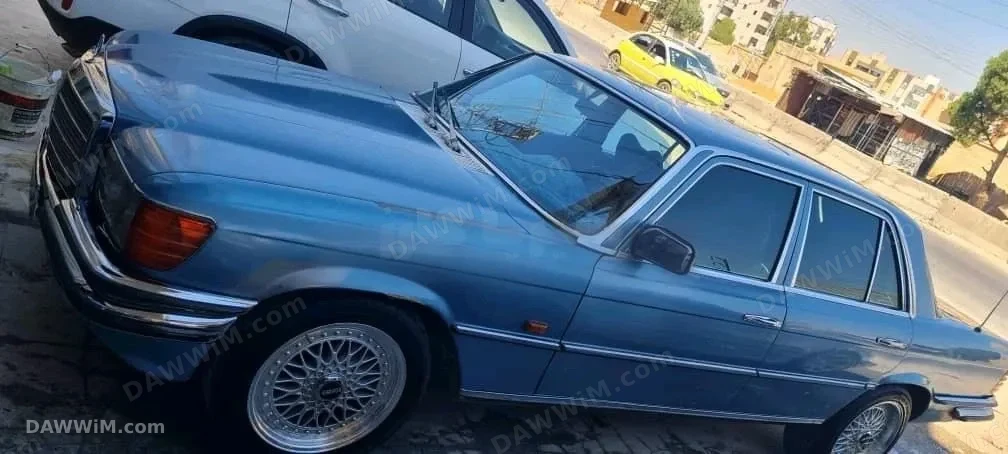 مرسيدس بنز E280 موديل 1975