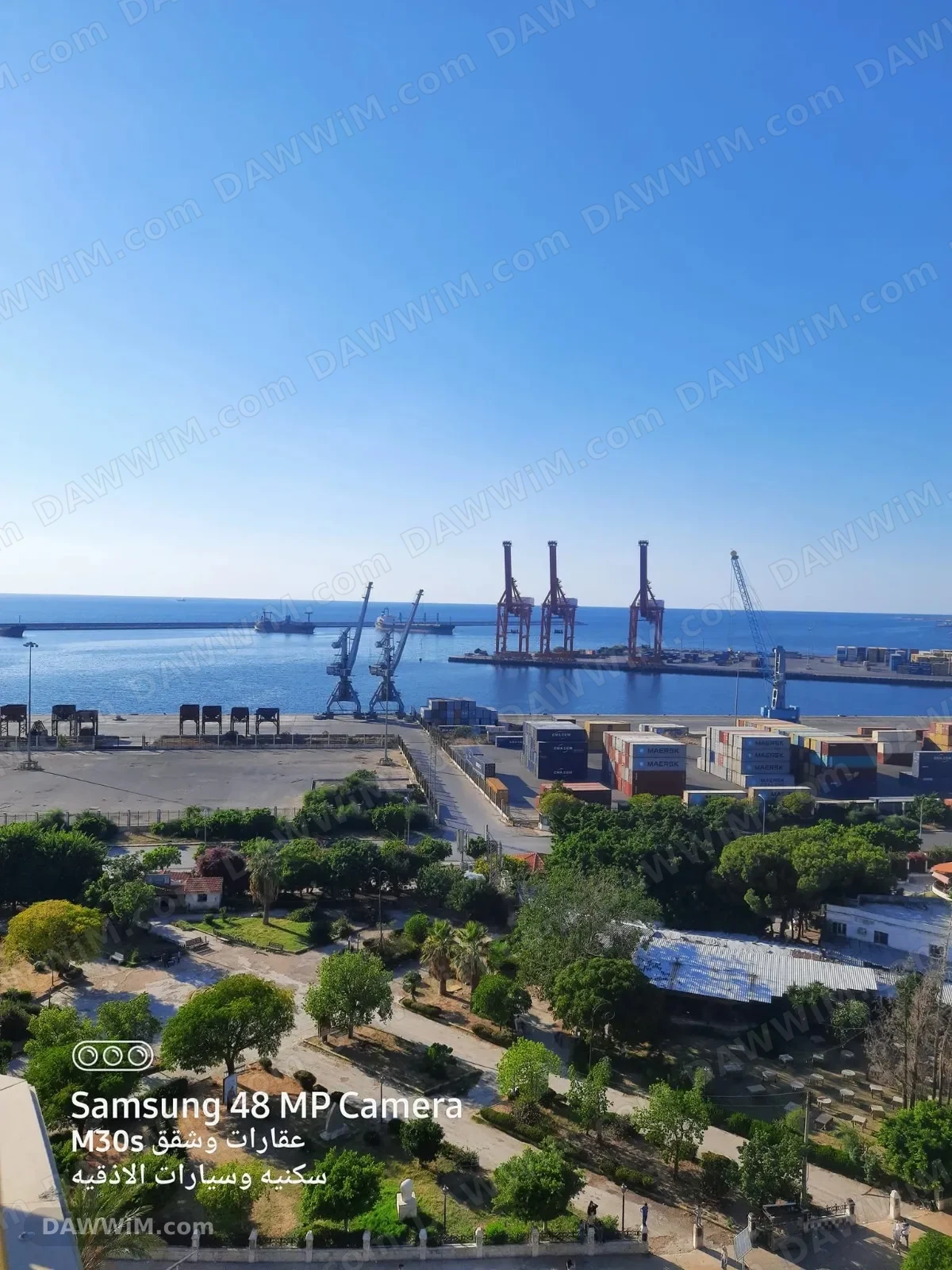 شقة فاخرة للبيع في الكورنيش الغربي - اللاذقية