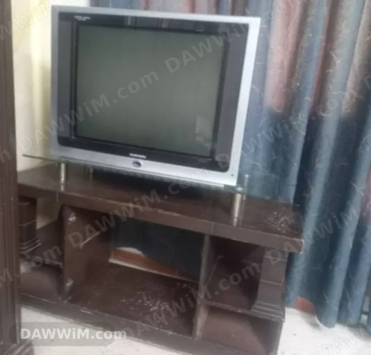 تلفزيون كاترون 29 بوصة مع طاولة