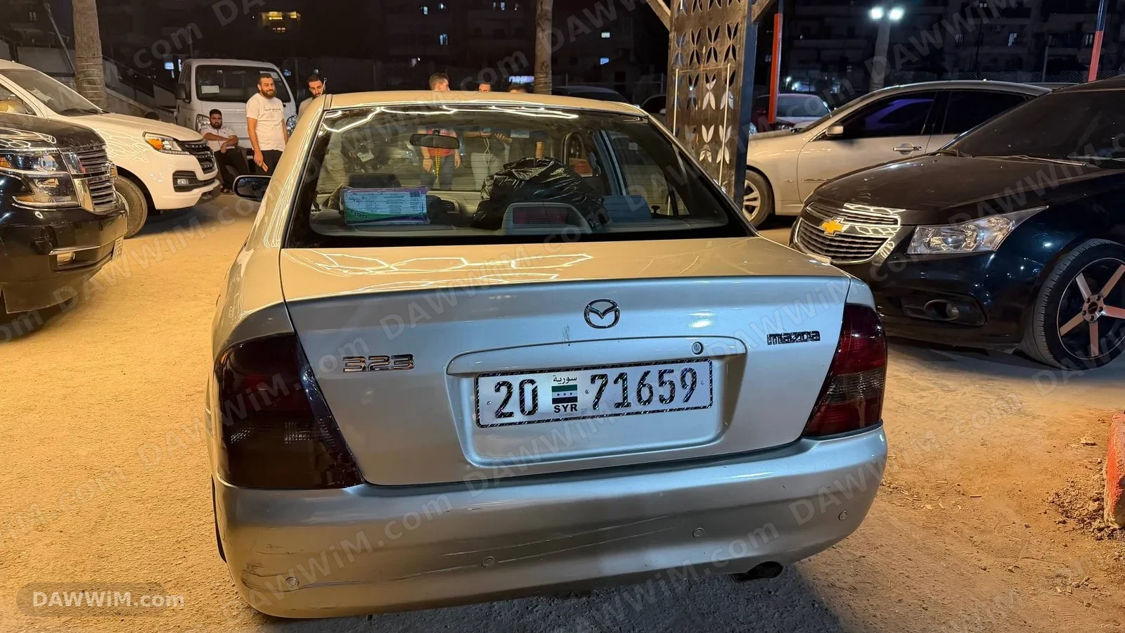سيارة مازدا 323 موديل 2002 للبيع في حلب
