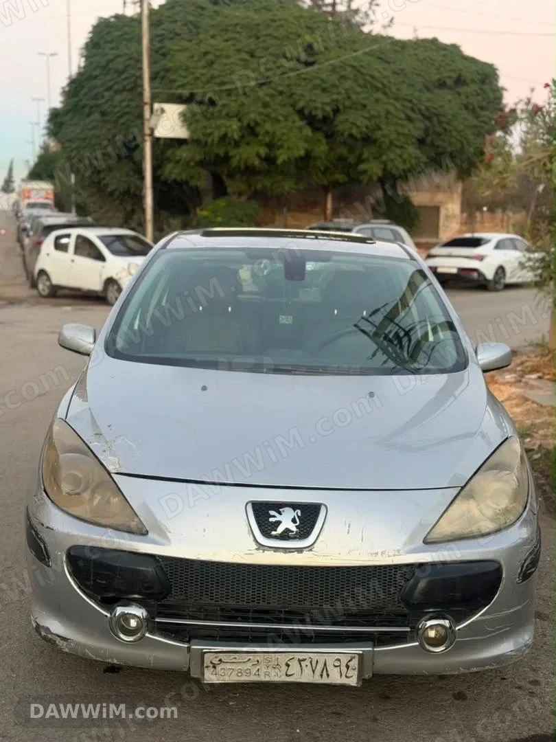 سيارة بيجو 307 للبيع
