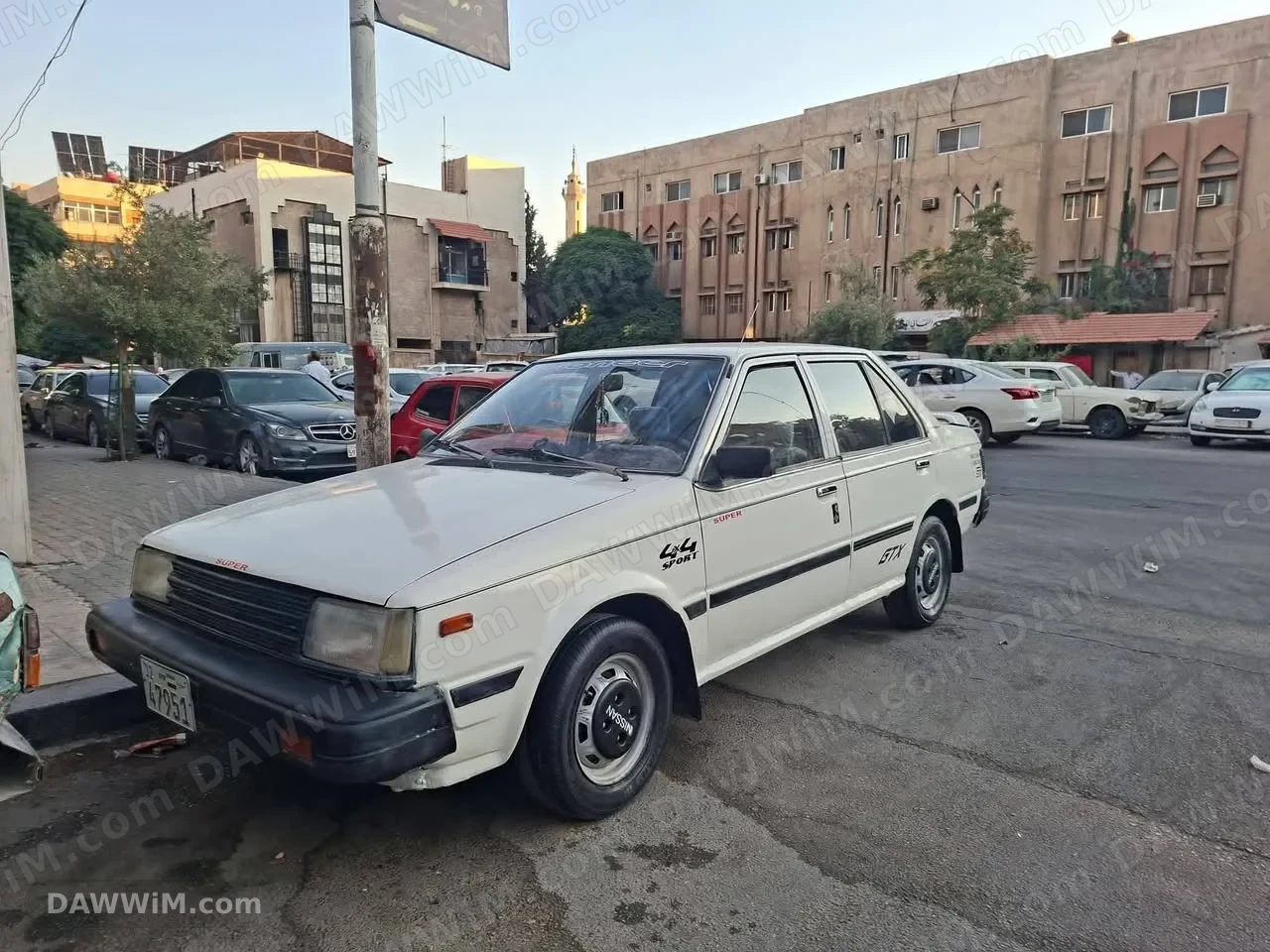 نيسان موديل 1983 للبيع بدمشق