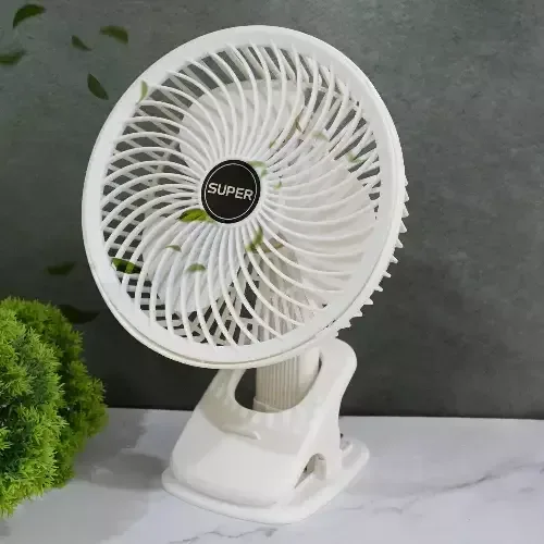 مروحة صغيرة تعمل على بطارية