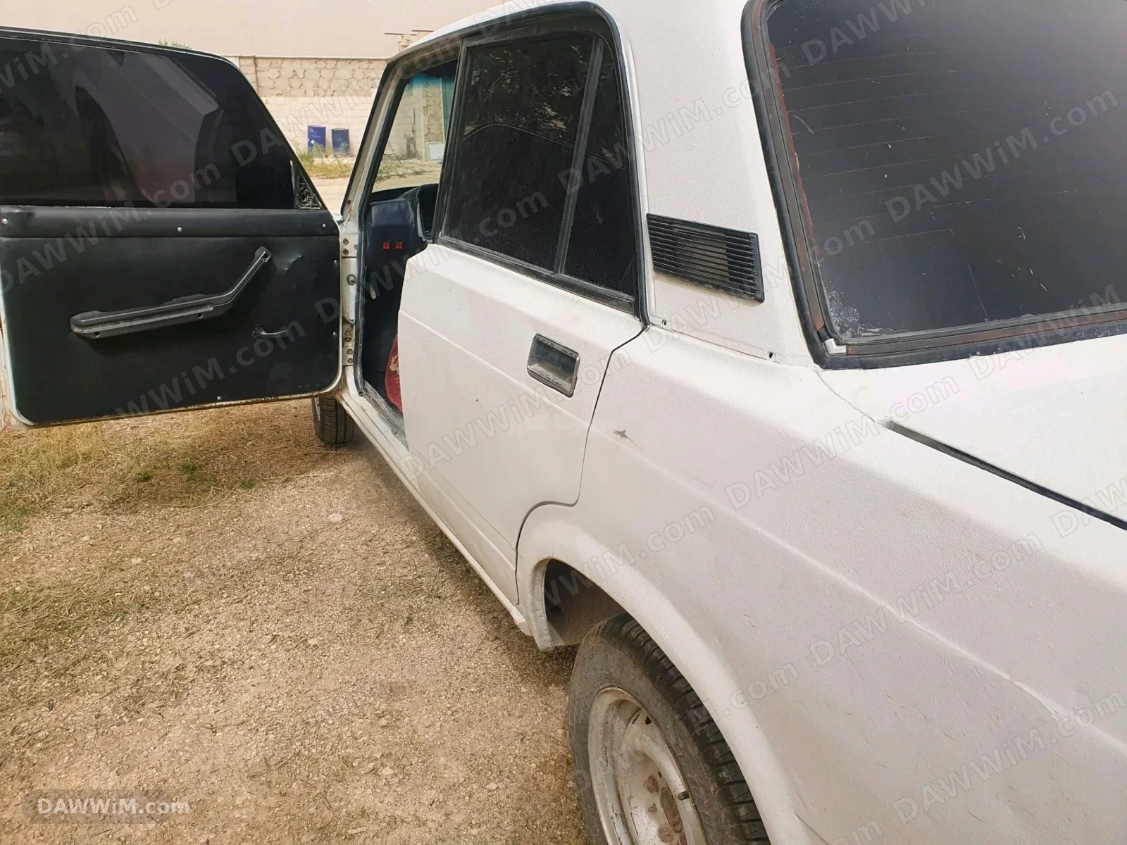 سيارة لادا 111 / 2111 موديل 2004 للبيع