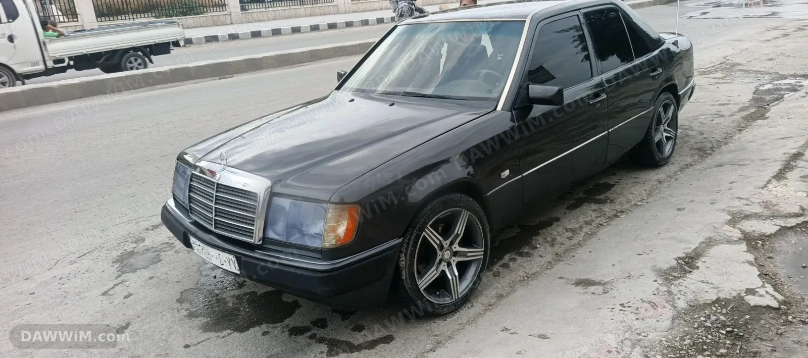 مرسيدس بنز E300 موديل 1994
